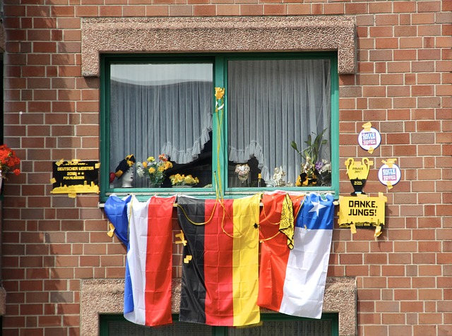 的深度融合 的深度融合